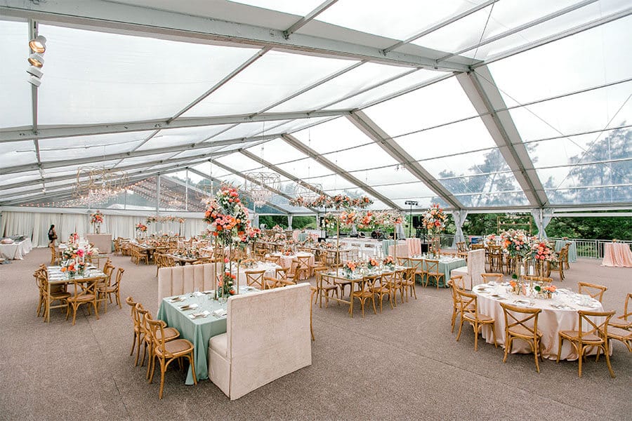 clear span tent for large outdoor event